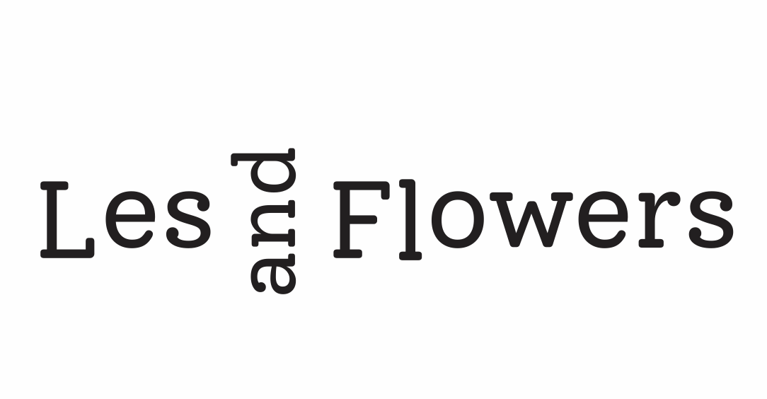 Les and Flowers